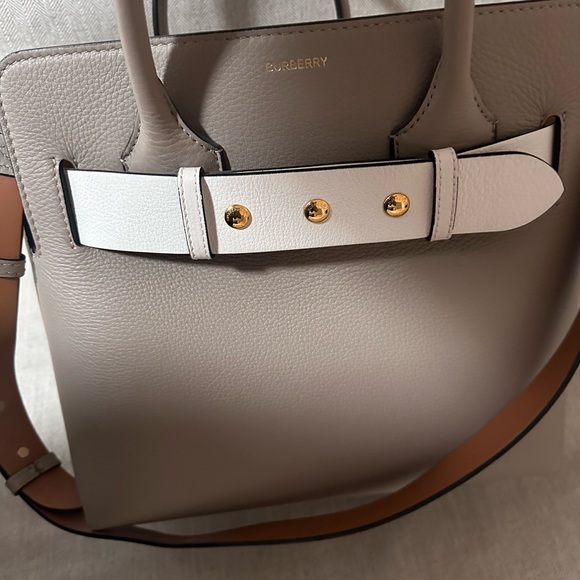 Burberry belt bag medium size - Picture 3 of 9